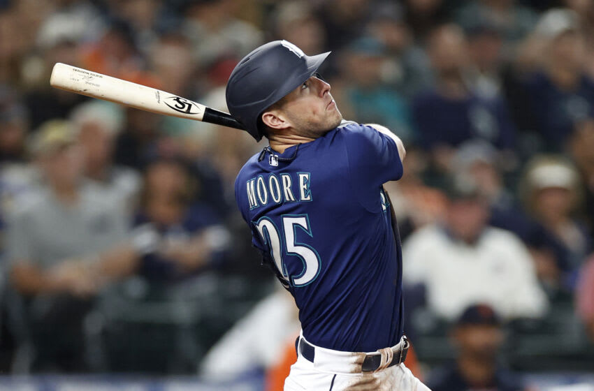 SEATTLE, WASHINGTON - OCTOBER 03: Dylan Moore #25 of the Seattle Mariners at bat during the seventh inning against the Detroit Tigers at T-Mobile Park on October 03, 2022 in Seattle, Washington. (Photo by Steph Chambers/Getty Images)
